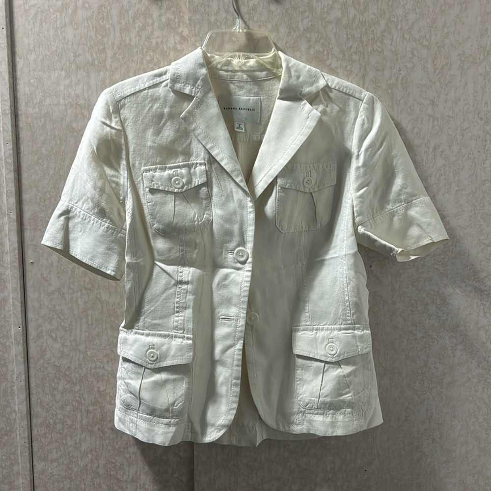 Banana Republic Short Sleeve Blazer White of Cream Color Button Up